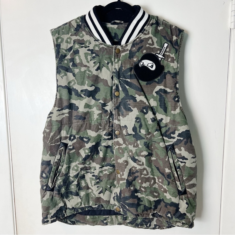 Rocksmith - Men’s Insulated Camo Snap Vest Ninja Patch - Sz. XL‎